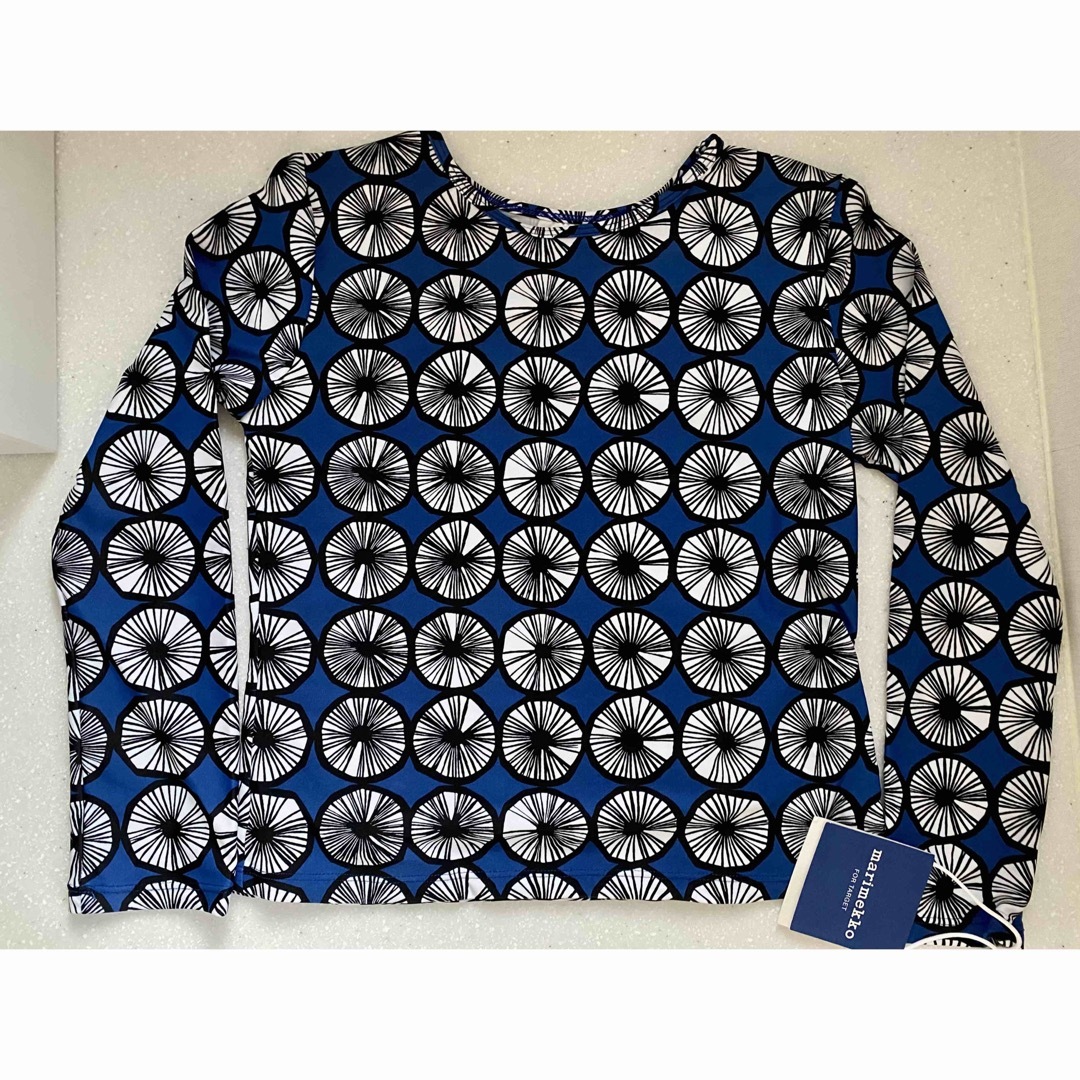 marimekko(マリメッコ)の【新品・未使用】 マリメッコMarimekko 水着 ラッシュガード キッズL キッズ/ベビー/マタニティのキッズ服女の子用(90cm~)(水着)の商品写真