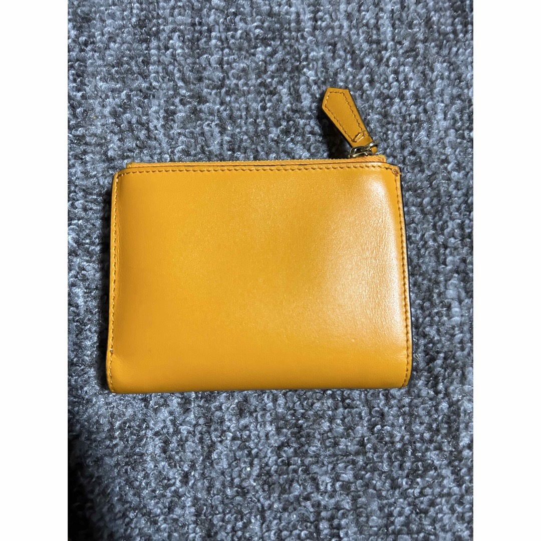 FENDI - FENDI ローマ♡バイフォールド二つ折り財布 美品の通販 by ぴ