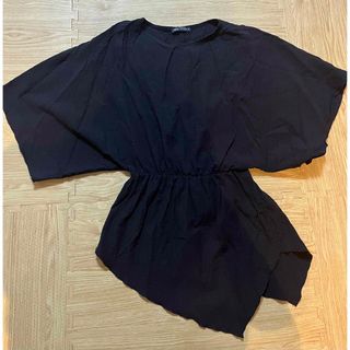 ザラ(ZARA)のzaraトップス(カットソー(半袖/袖なし))