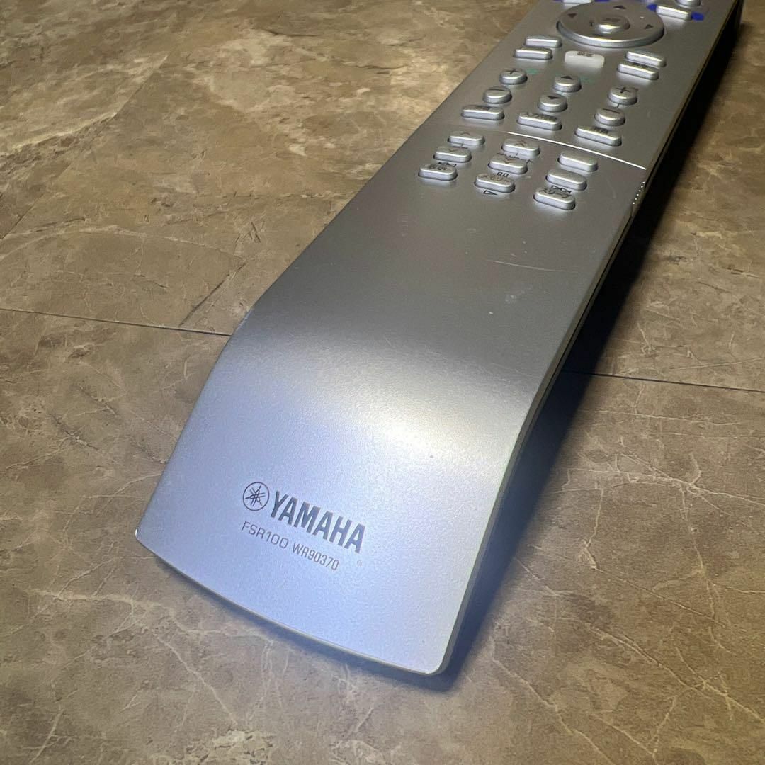 ヤマハ(ヤマハ)のヤマハ　オーディオリモコン FSR100 WR90370 対応YSP-4100 スマホ/家電/カメラのオーディオ機器(その他)の商品写真