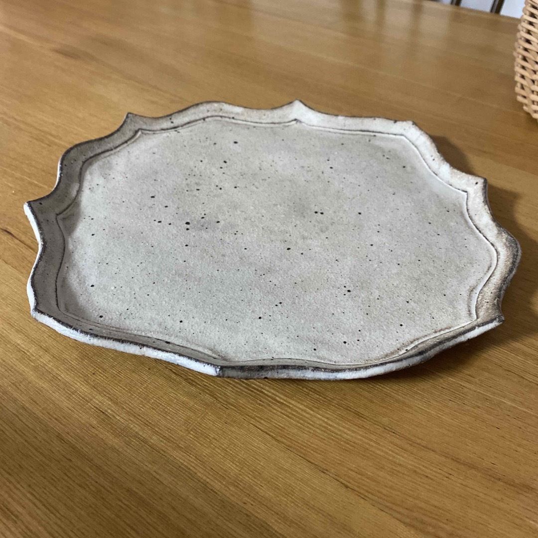 古角志奈帆さんの器
