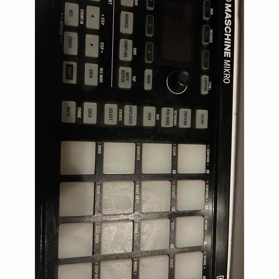 NI MASCHINE Miklo MK2 Black 1