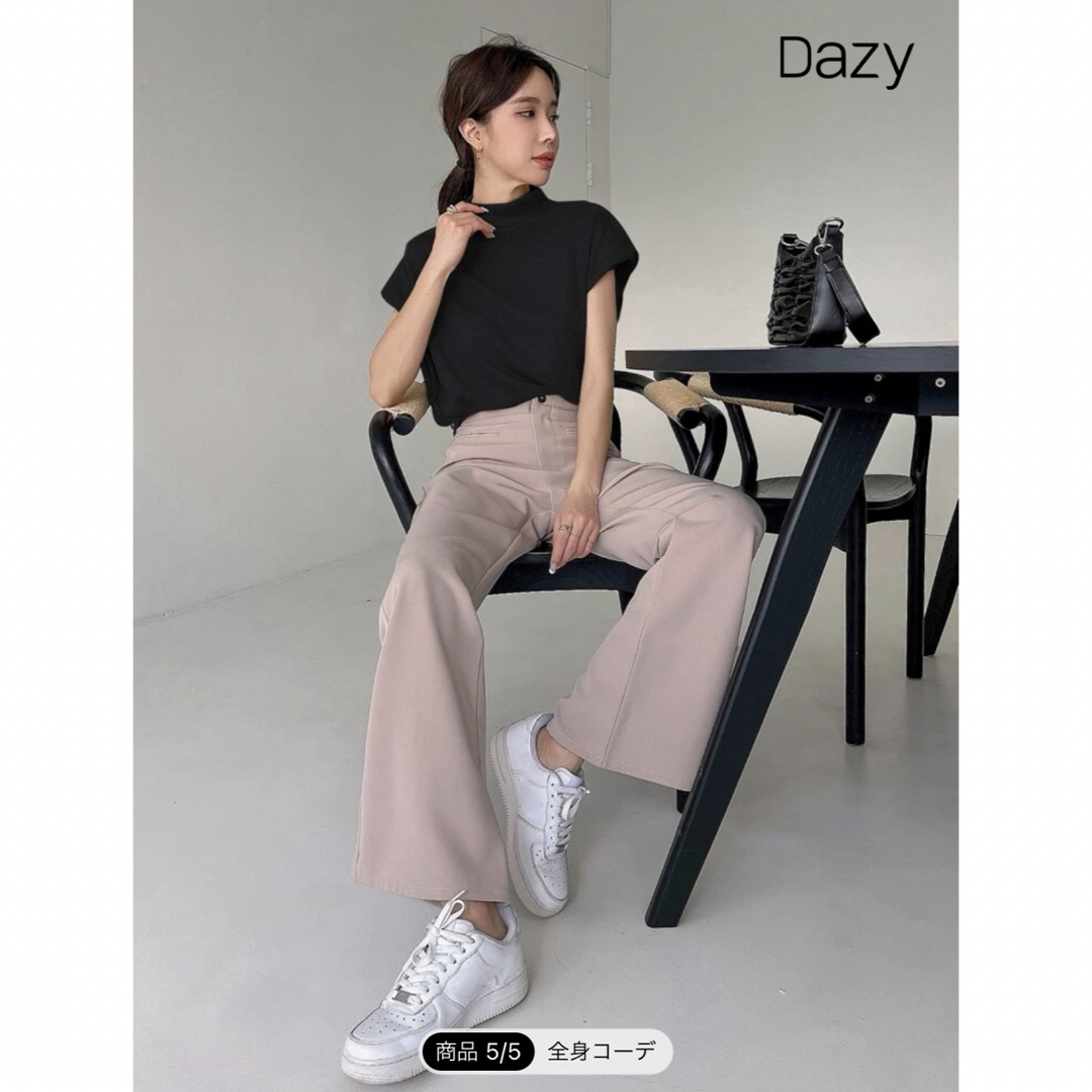 DAZY ファンネルネック バットウイングスリーブ Tシャツ レディースのトップス(Tシャツ(半袖/袖なし))の商品写真