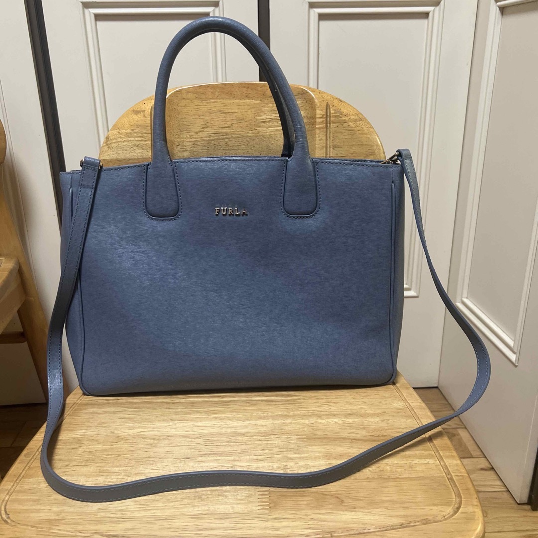 美品です。A4対応。、フルラのブルーグレーのショルダー付きトートバッグ。 | フリマアプリ ラクマ