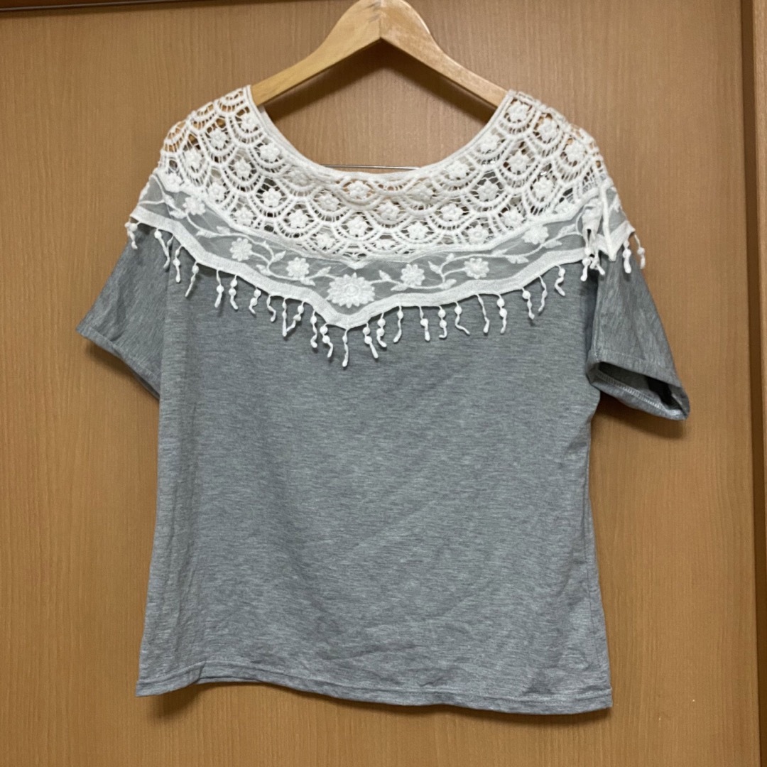 dholic(ディーホリック)のフリンジ Tシャツ レディースのトップス(Tシャツ(半袖/袖なし))の商品写真