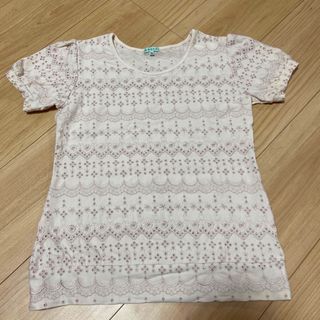 トッカ(TOCCA)のトッカ　カット刺繍の上品なTシャツ　150  カットソー(Tシャツ/カットソー)