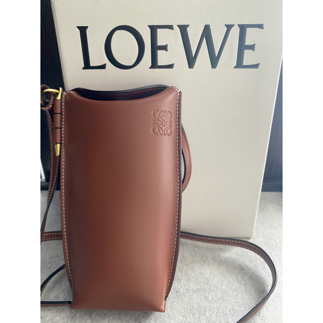 LOEWE - 値下げ⭐︎美品⭐︎LOEWE（ロエベ）ゲートポケットの通販 by ...