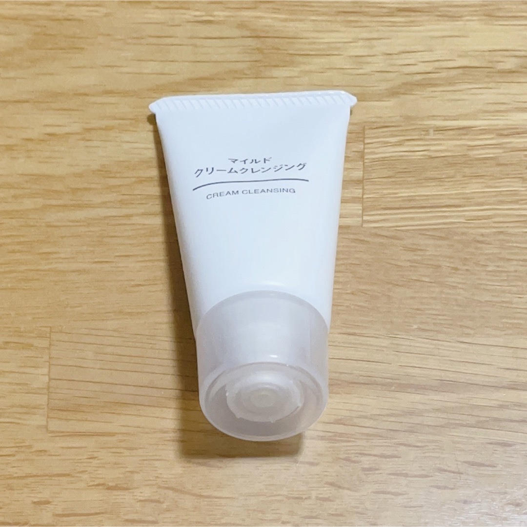 MUJI (無印良品)(ムジルシリョウヒン)の無印良品 マイルドクリームクレンジング 携帯用 30g コスメ/美容のスキンケア/基礎化粧品(クレンジング/メイク落とし)の商品写真