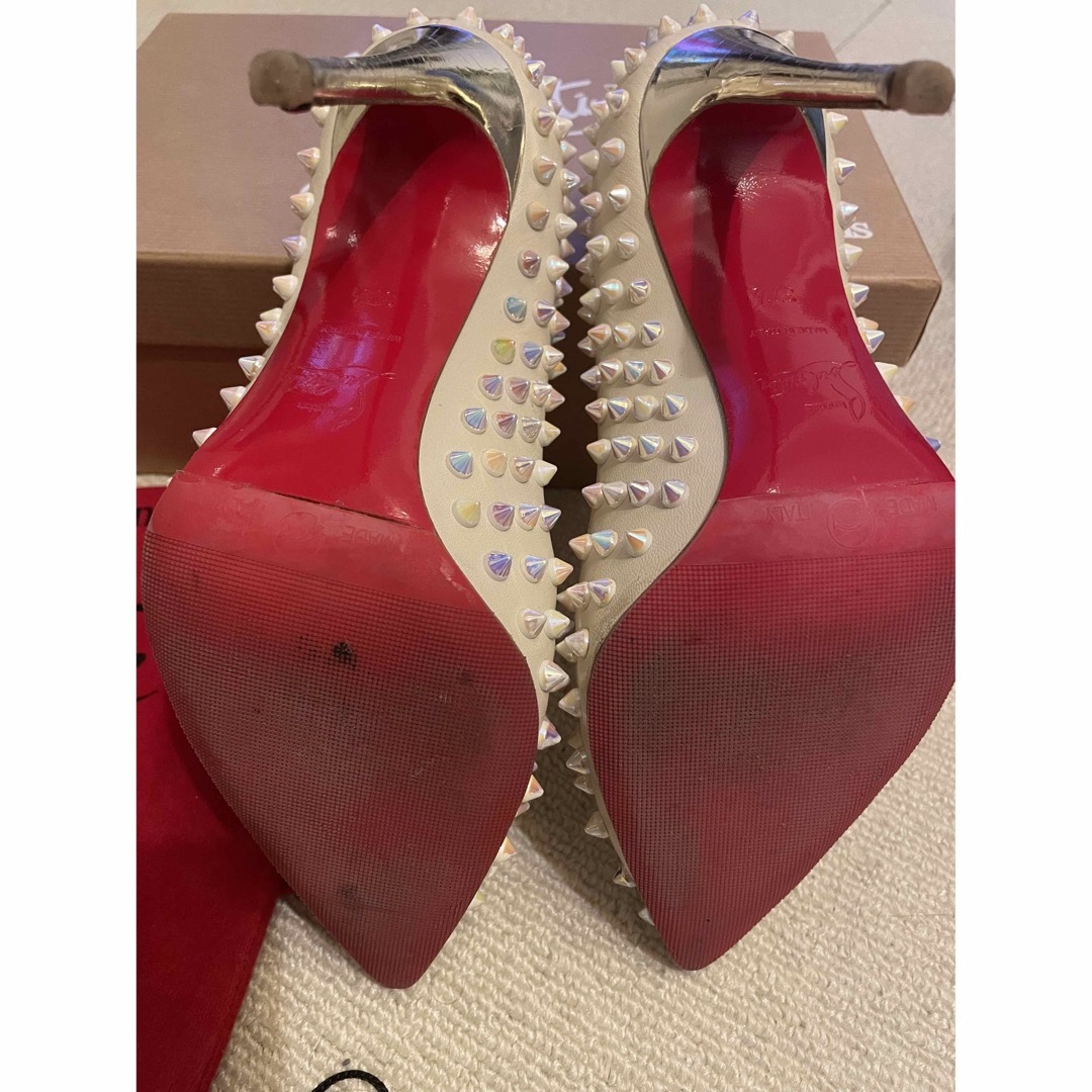 Christian Louboutin(クリスチャンルブタン)のクリスチャンルブタン　スタッズパンプス　37.5 レディースの靴/シューズ(ハイヒール/パンプス)の商品写真