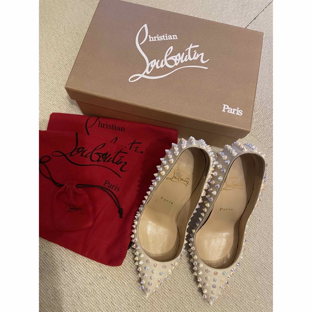 Christian Louboutin(クリスチャンルブタン)のクリスチャンルブタン　スタッズパンプス　37.5 レディースの靴/シューズ(ハイヒール/パンプス)の商品写真