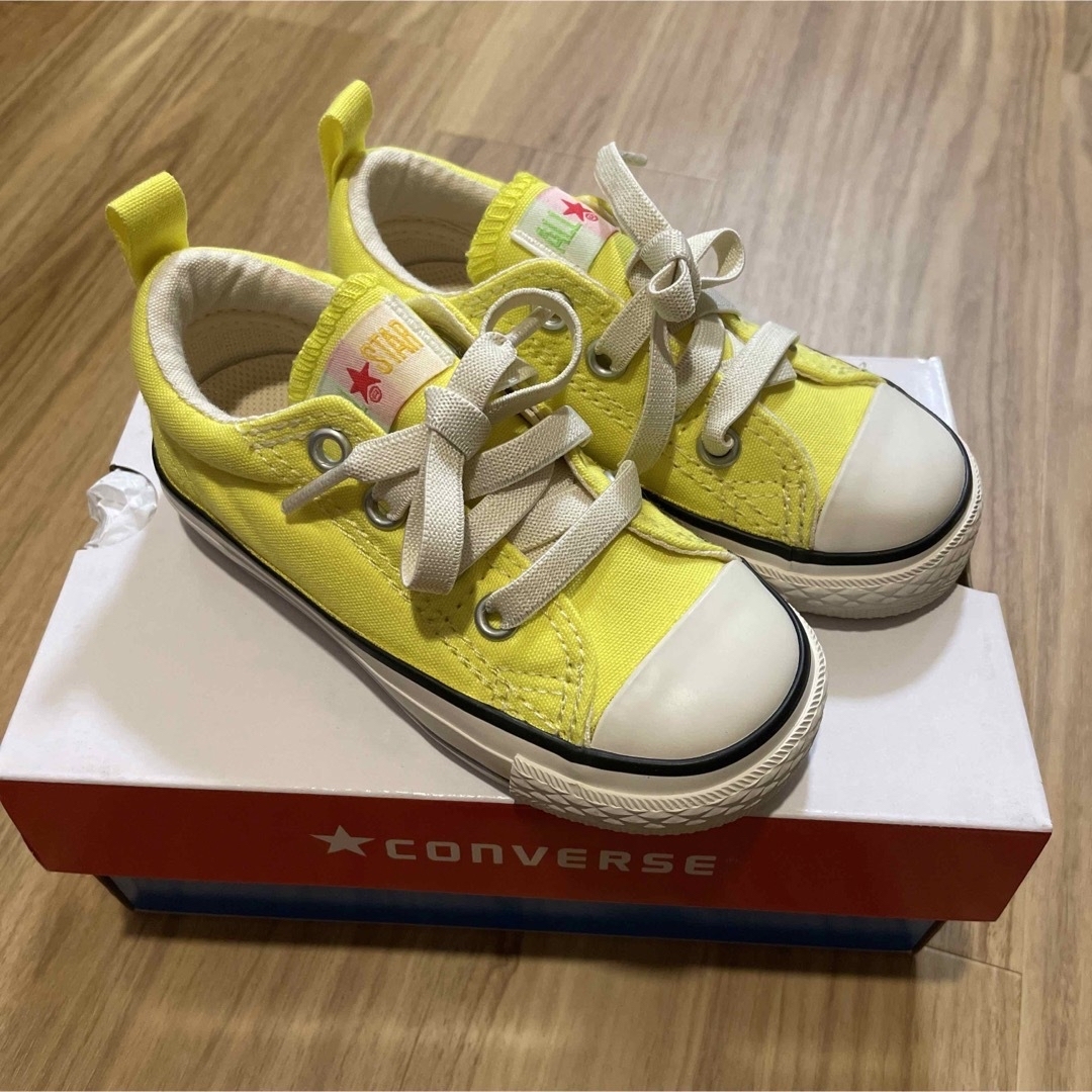 CONVERSE(コンバース)のコンバース　ネオンイエロー　15cm キッズ/ベビー/マタニティのキッズ靴/シューズ(15cm~)(スニーカー)の商品写真