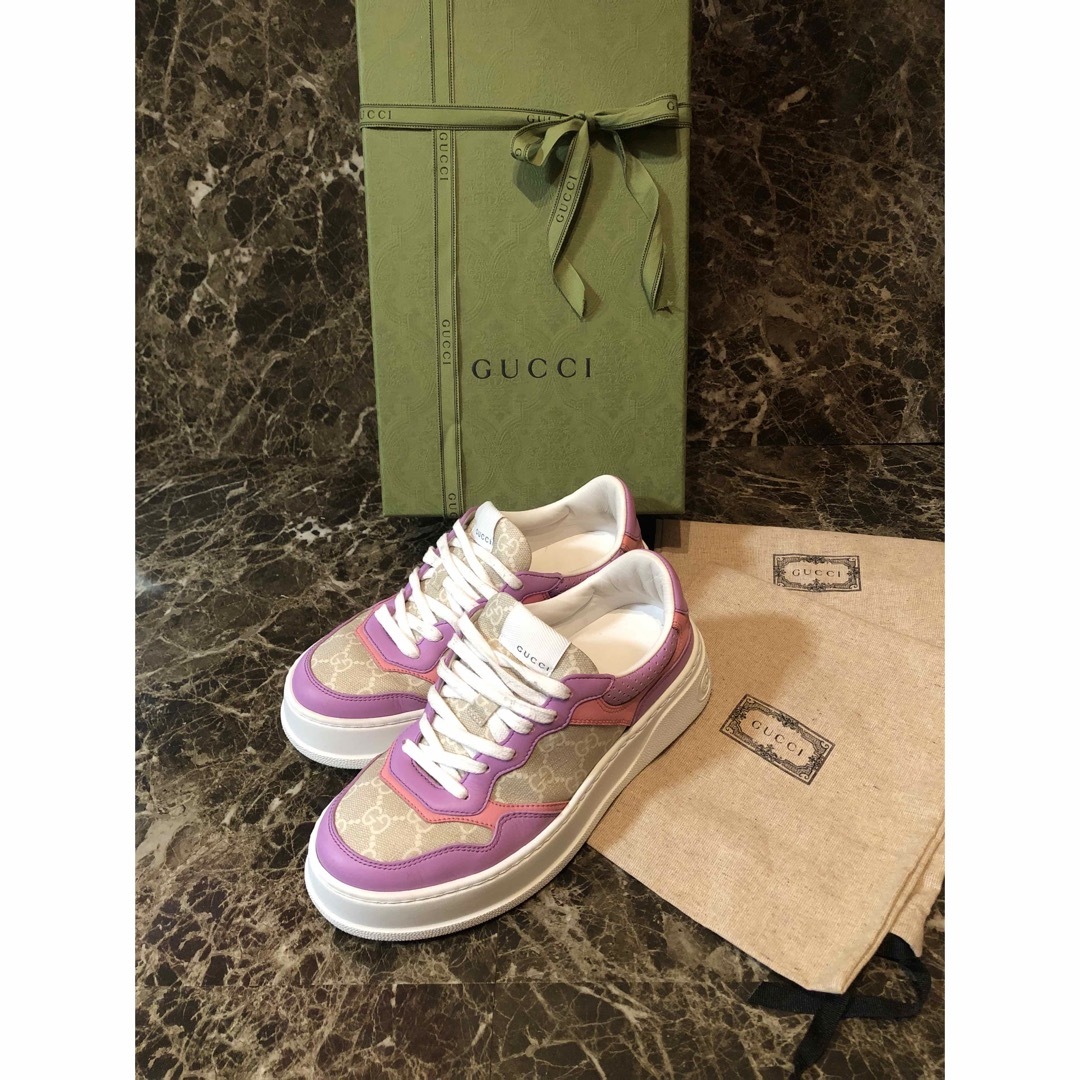 Gucci - 専用 GUCCI GG エンボス スニーカー 24~24.5 正規品 新作の