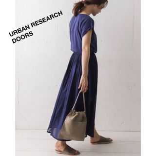 アーバンリサーチドアーズ(URBAN RESEARCH DOORS)のURBAN RESEARCH DOORS コットンギャザーワンピース(ロングワンピース/マキシワンピース)