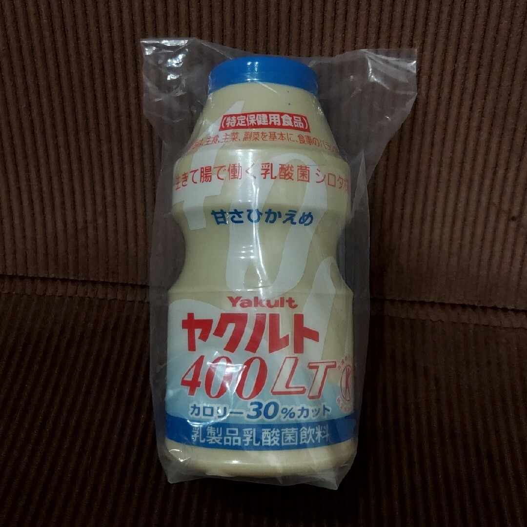 Yakult(ヤクルト)のヤクルトLT 貯金箱 エンタメ/ホビーのコレクション(ノベルティグッズ)の商品写真