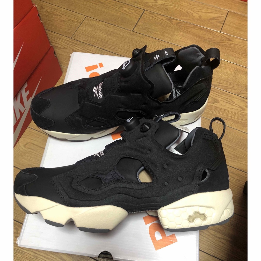 atmos(アトモス)のJ.S.B × atmos × Reebok Instapump Fury OG メンズの靴/シューズ(スニーカー)の商品写真