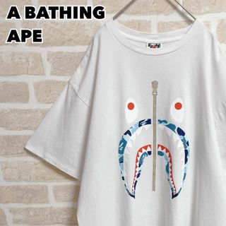 アベイシングエイプ(A BATHING APE)のA BATHING APE Tシャツ シャーク 迷彩 カモ柄 希少 2XL(Tシャツ/カットソー(半袖/袖なし))