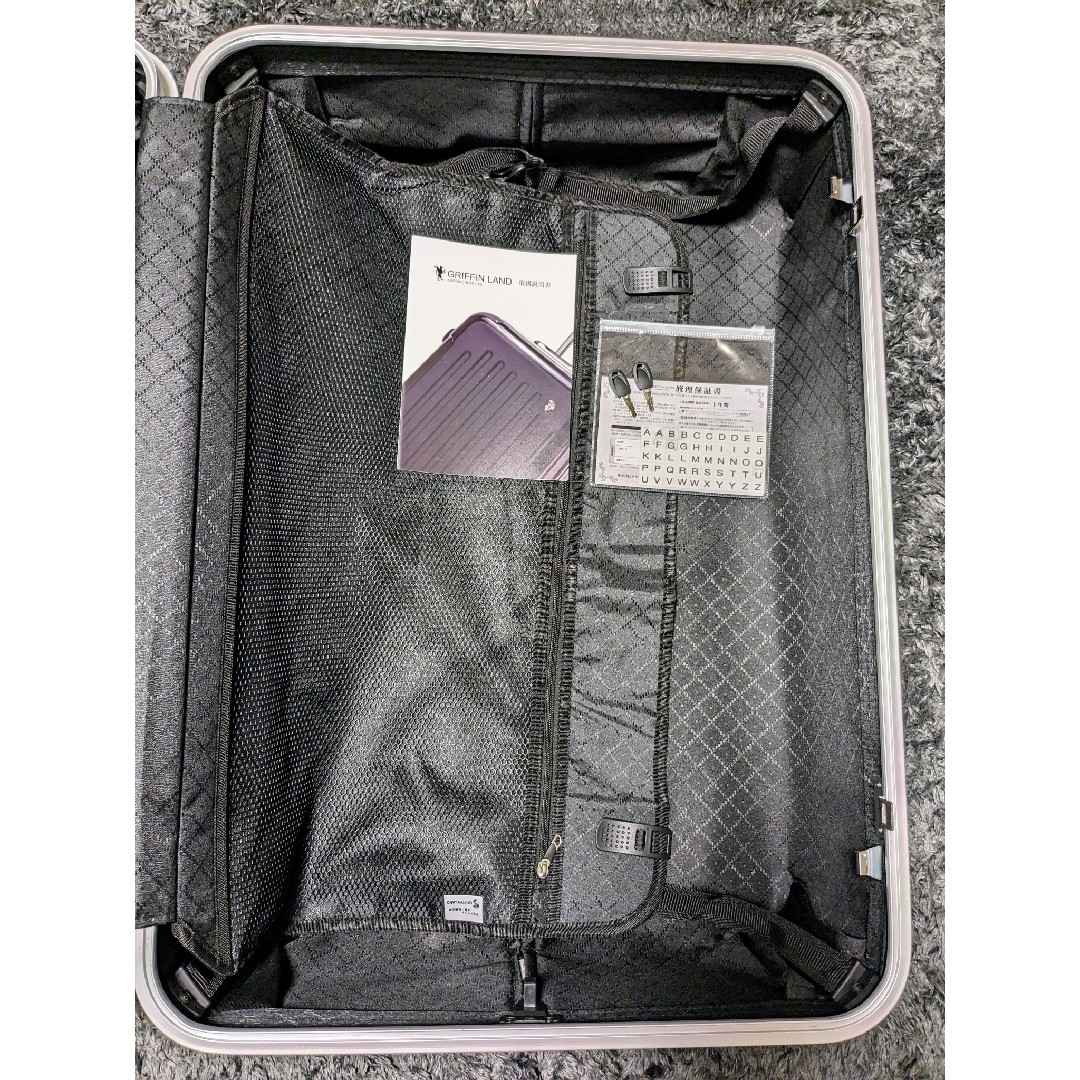 GRIFFIN LAND(グリフィンランド)のグリフィンランド スーツケース PC7000 Lサイズ スクラッチガンメタ メンズのバッグ(トラベルバッグ/スーツケース)の商品写真
