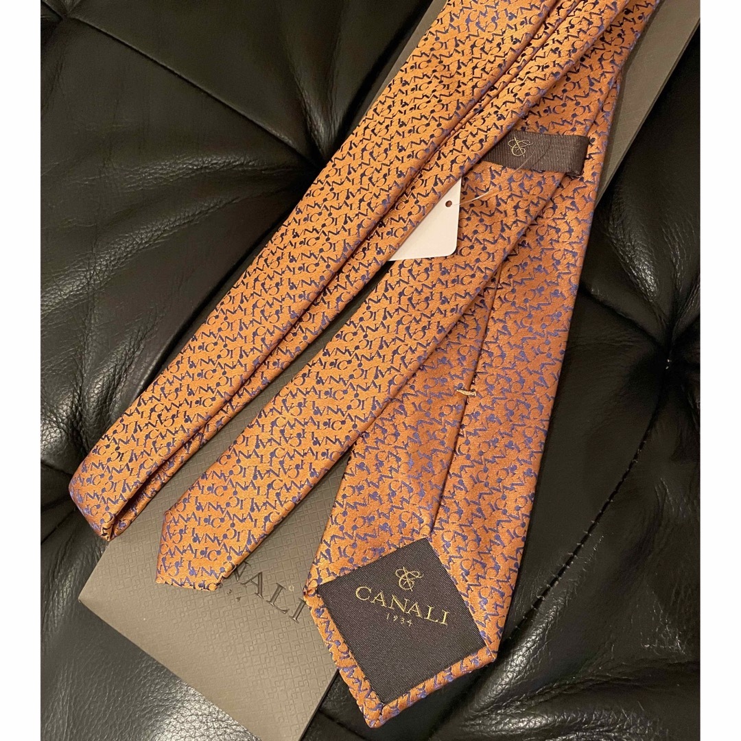 BARNEYS NEW YORK - 新品未使用カナーリCANALIネクタイ高級品タグ付き