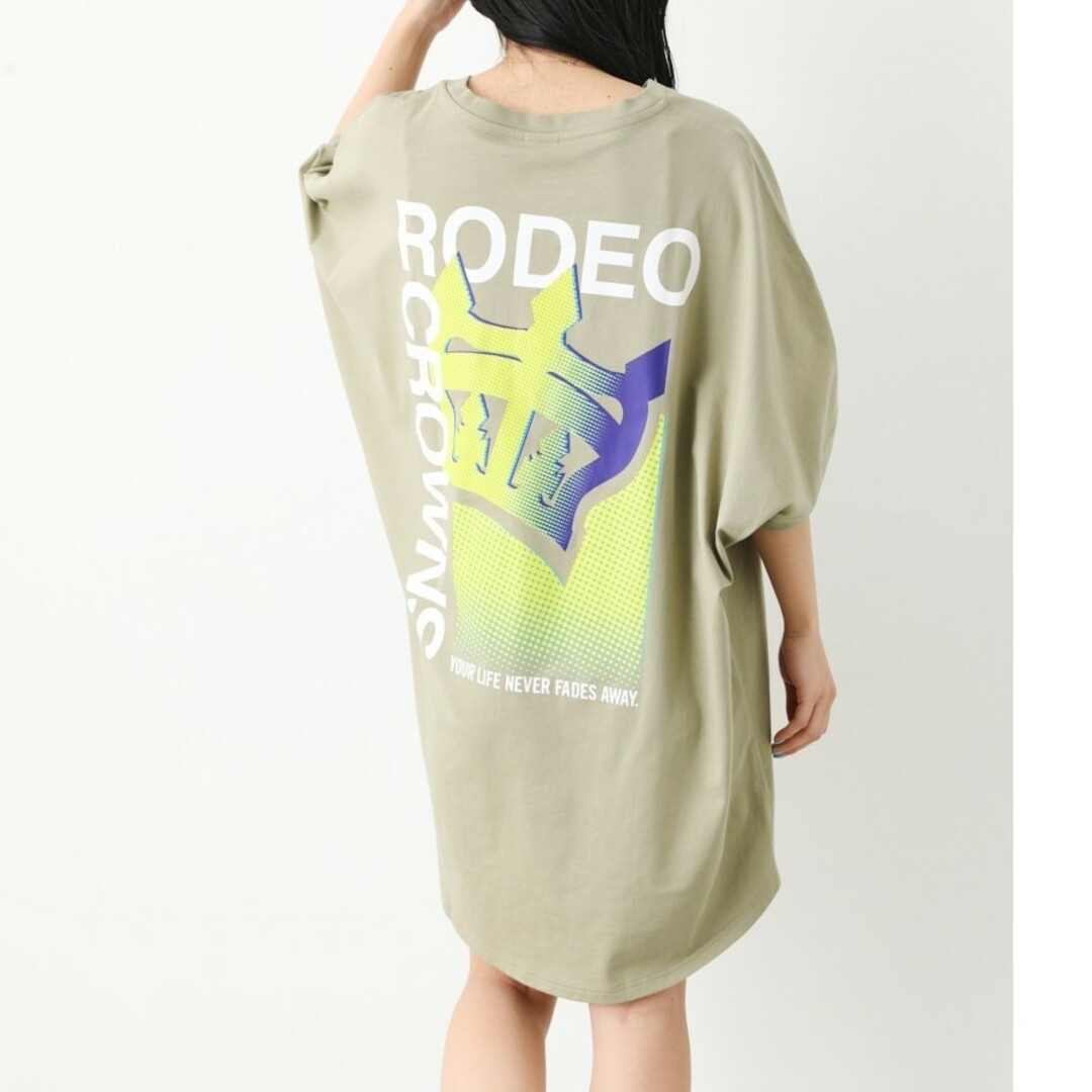 RODEO CROWNS WIDE BOWL(ロデオクラウンズワイドボウル)のRCWB★Halfton　Logoビッグワンピース　カーキ レディースのワンピース(その他)の商品写真