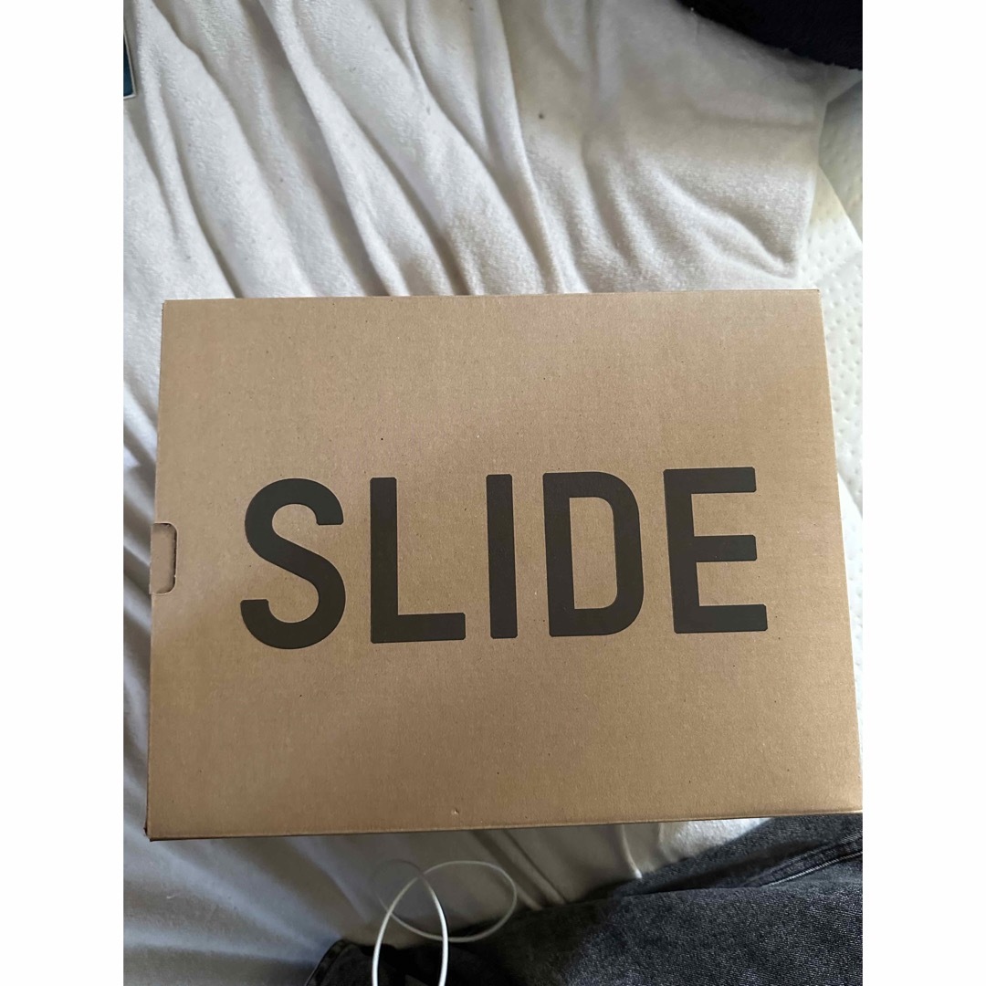 yeezy slide メンズの靴/シューズ(サンダル)の商品写真