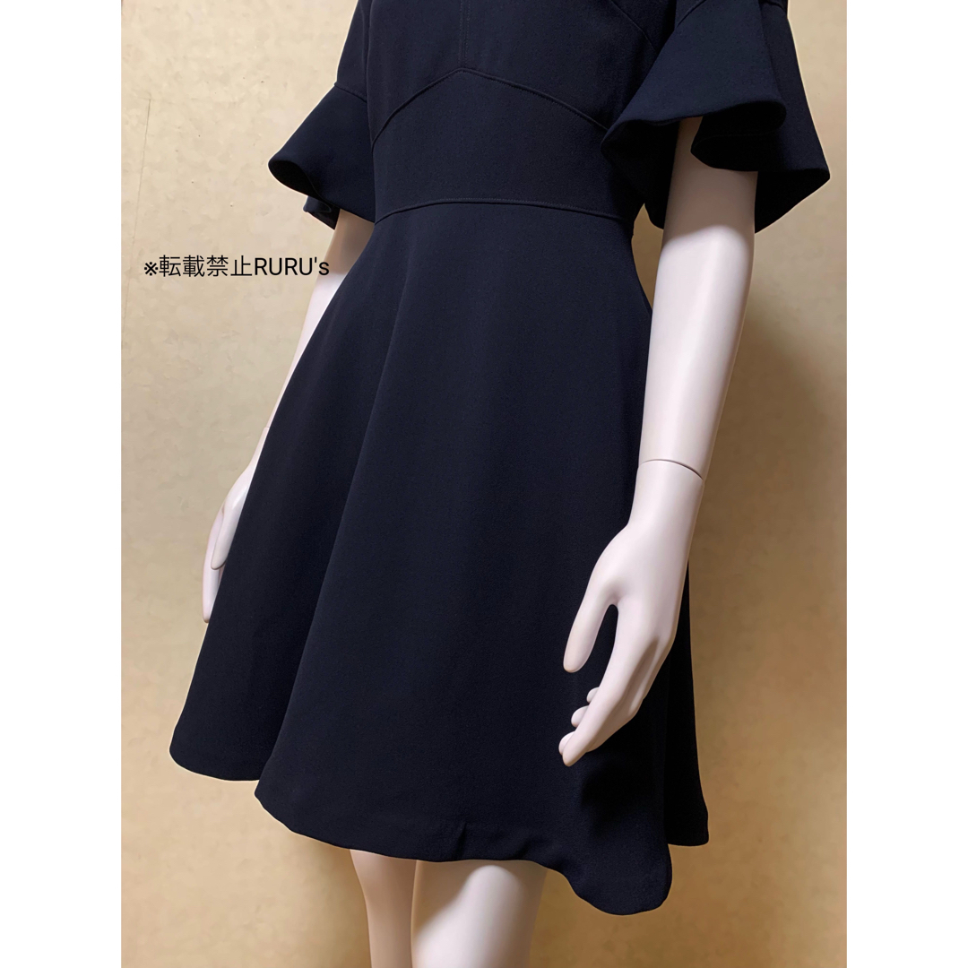 TED BAKER - 美品 TED BAKER Vネック×フレアスリーブ ワンピースドレス