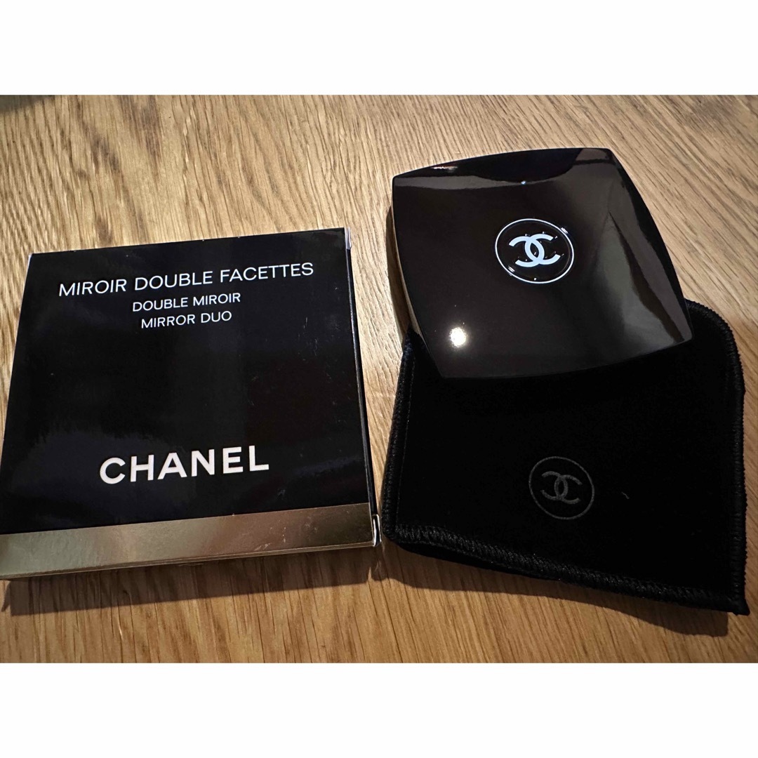 CHANEL(シャネル)のシャネル  鏡　CHANEL ミロワールドゥーブルファセット コンパクトミラー レディースのファッション小物(ミラー)の商品写真