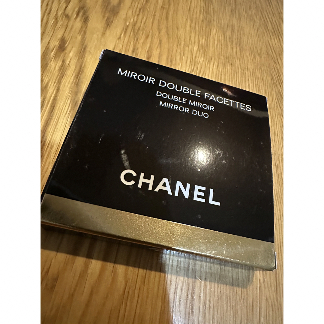 CHANEL(シャネル)のシャネル  鏡　CHANEL ミロワールドゥーブルファセット コンパクトミラー レディースのファッション小物(ミラー)の商品写真