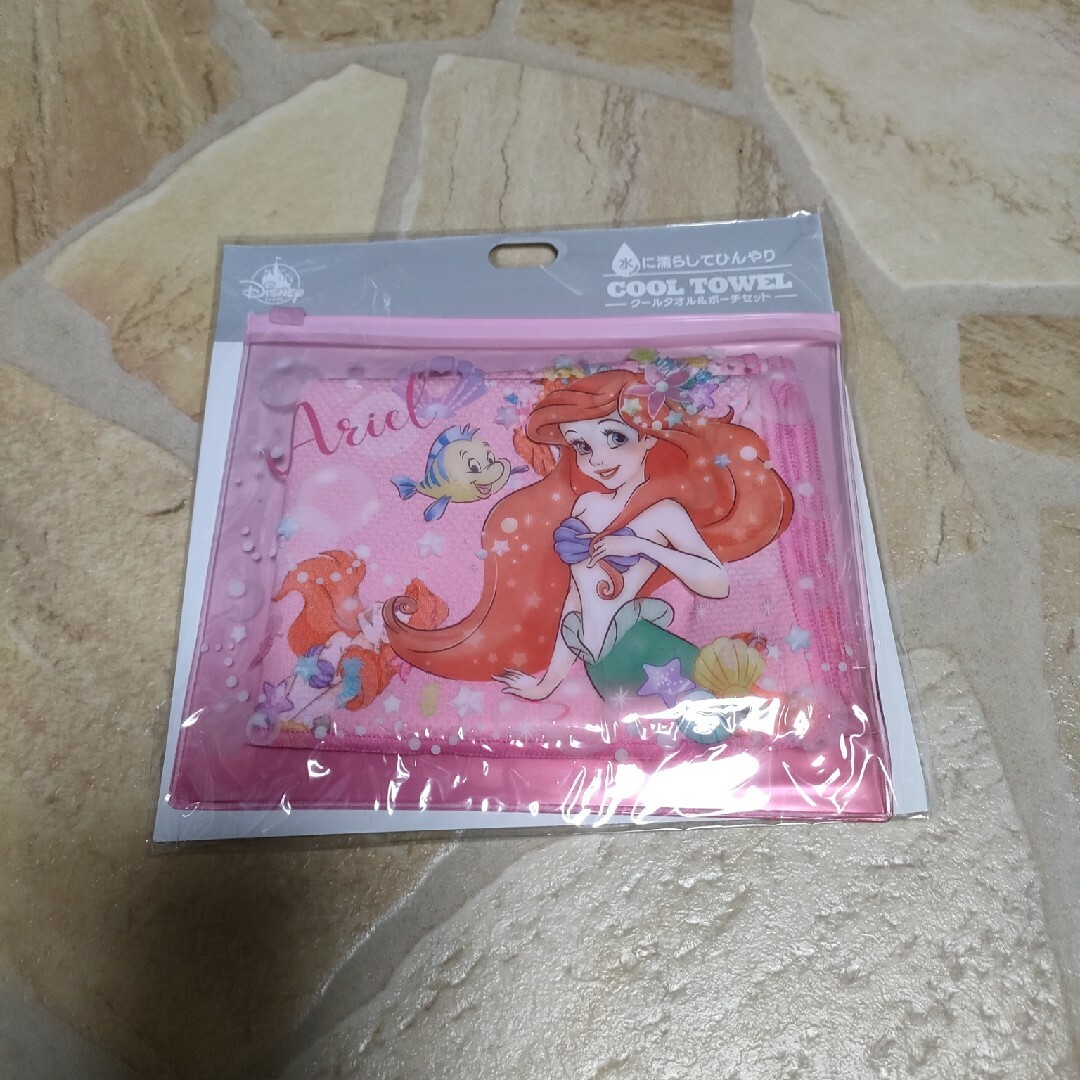 アリエル アリエル クールタオル ポーチセット ディズニーの通販 by 雑貨屋|アリエルならラクマ アリエルクールタオル
