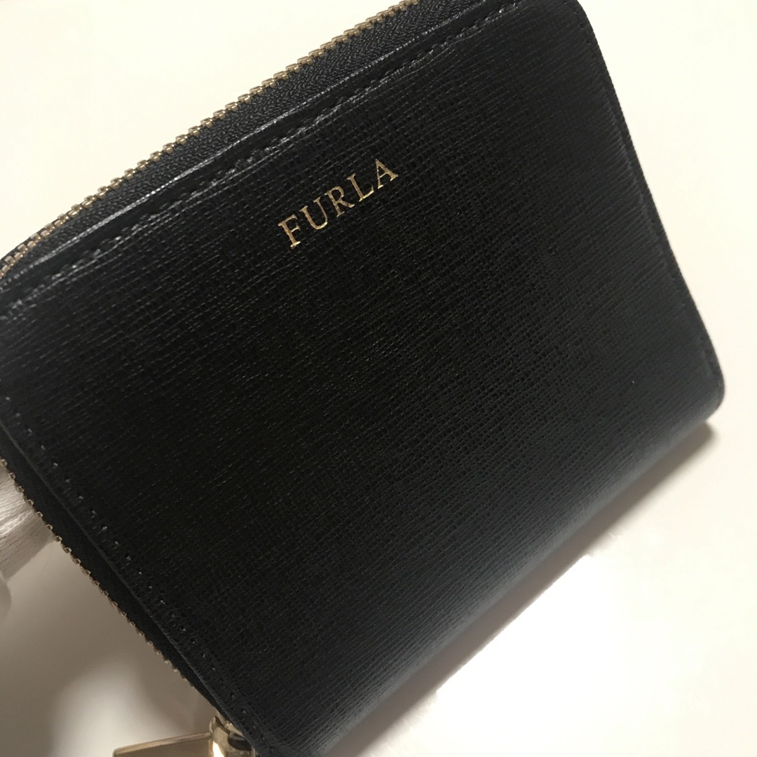 FURLA 2つ折り財布　極美品‼️ | フリマアプリ ラクマ