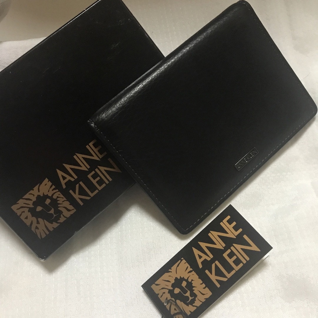 ANNE KLEIN(アンクライン)のANNE KLEIN  定期入れ　カード入れ　美品❗️ メンズのファッション小物(名刺入れ/定期入れ)の商品写真