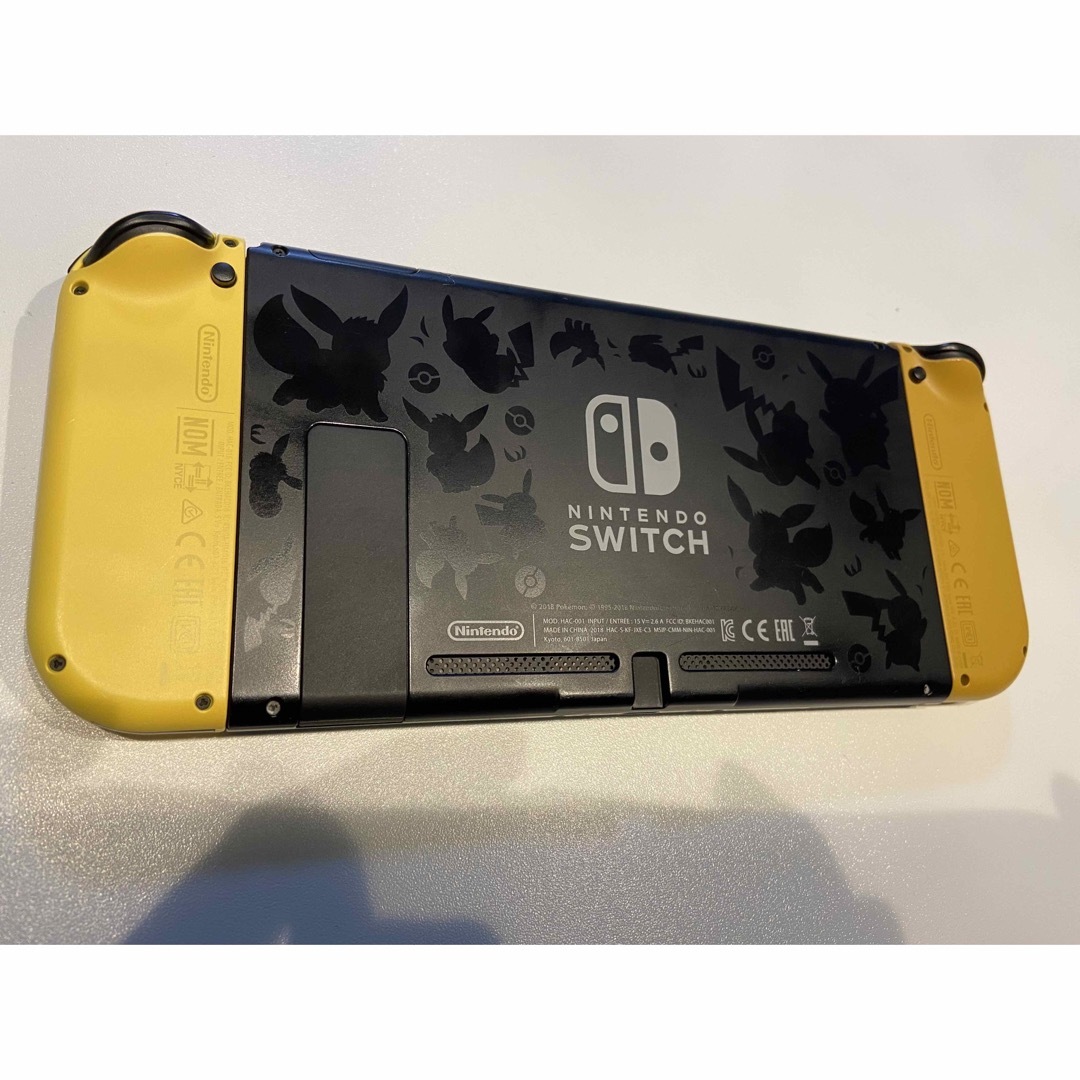 Nintendo Switch本体 ピカブイ版