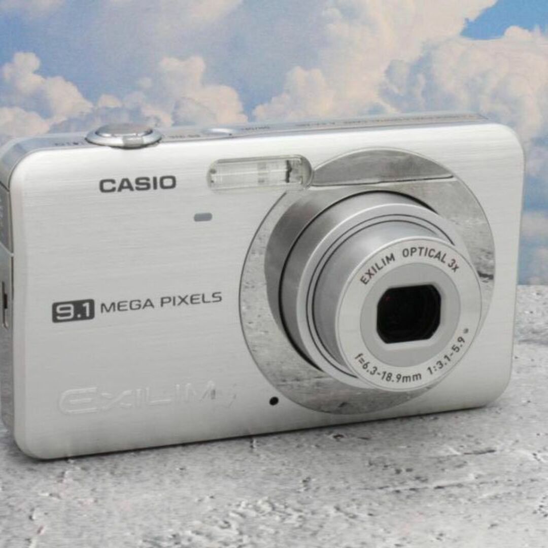 デジタルカメラ　CASIO EXILIM EX-Z85　シルバー