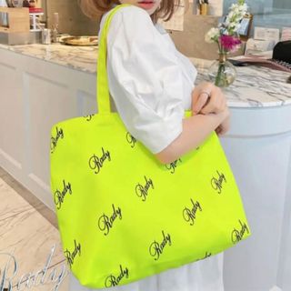 Rady(トートバッグ ・ イエロー/黄色系)のフリマアイテム一覧 Rady(トートバッグ ・ イエロー/黄色系)のフリマアイテム一覧