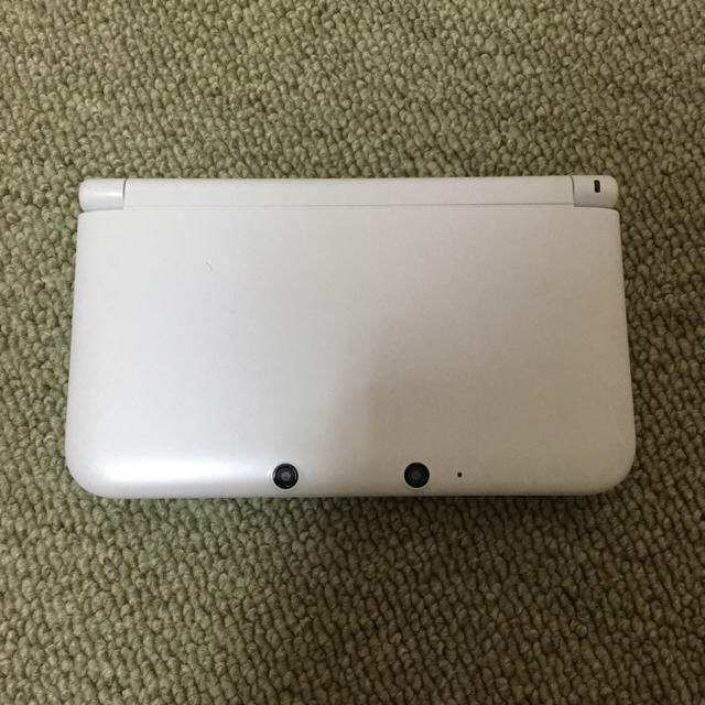 任天堂(ニンテンドウ)の3DS LL ソフト6本付、SD.充電器のおまけ付 エンタメ/ホビーのゲームソフト/ゲーム機本体(携帯用ゲーム機本体)の商品写真