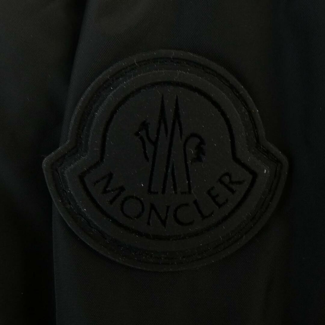 モンクレール MONCLER ダウンジャケット