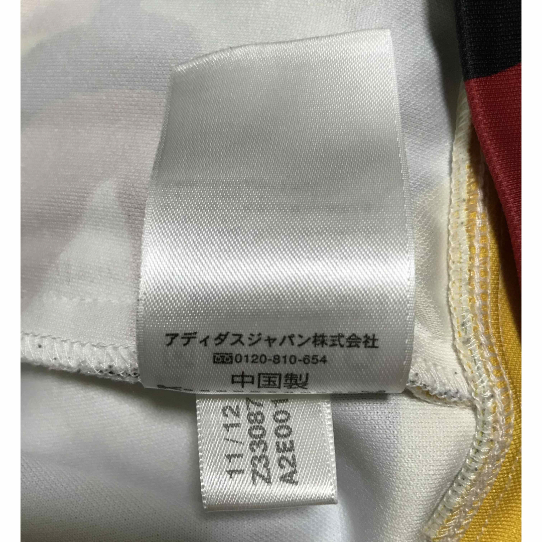 adidas(アディダス)のアディダス　ジェレミースコット　トーテムポールトラックジャケット メンズのトップス(ジャージ)の商品写真