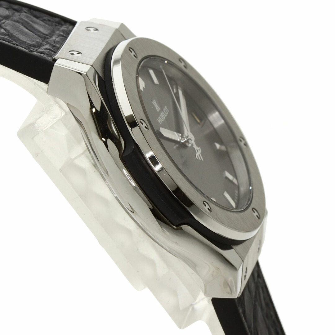 HUBLOT(ウブロ)のHUBLOT 581.NX.7071.LR クラシックフュージョン レーシンググレーチタニウム 腕時計 SS 革 レディース レディースのファッション小物(腕時計)の商品写真