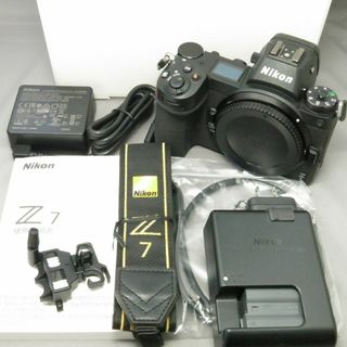 ニコン(Nikon)のニコン　Z7(ミラーレス一眼)