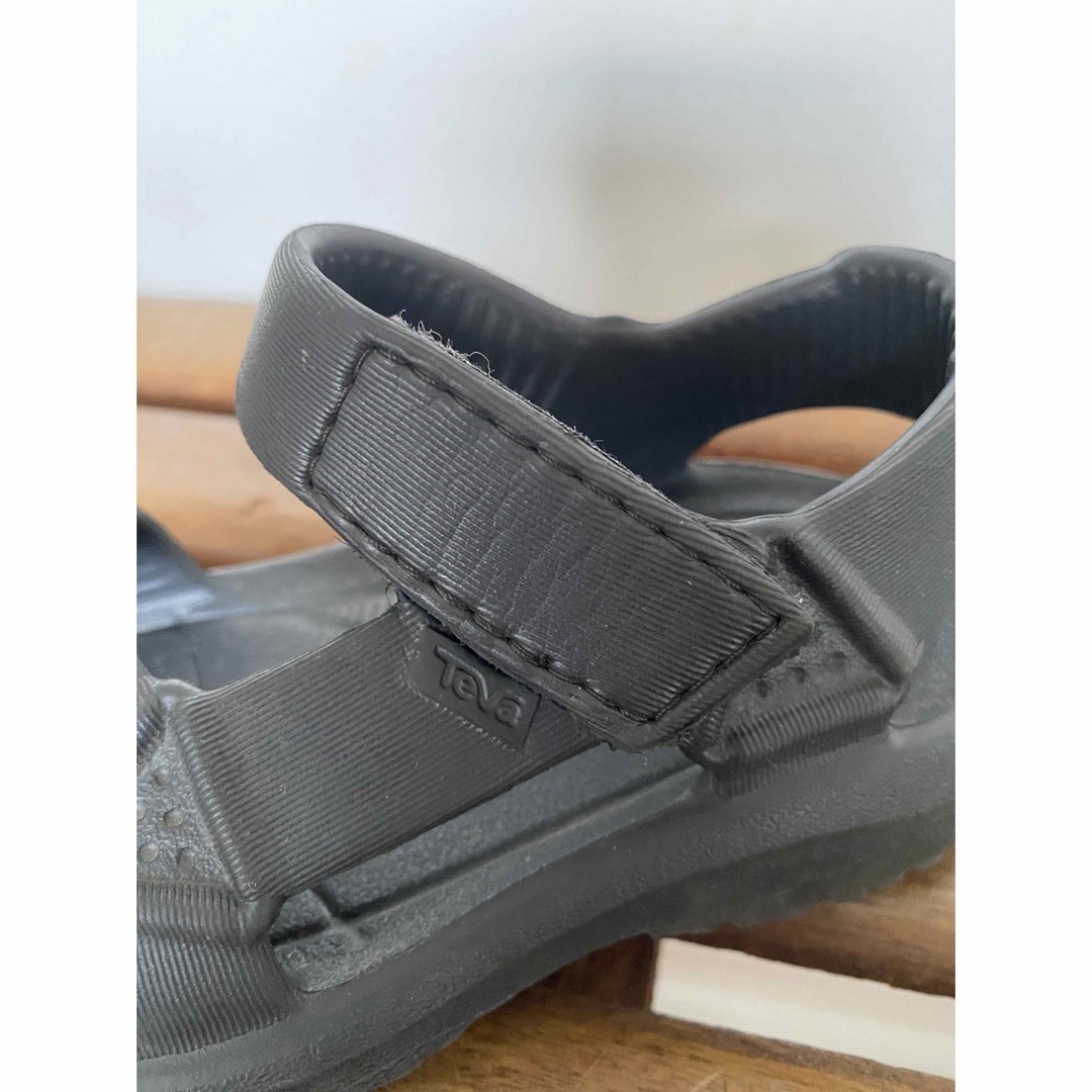 Teva(テバ)のTEVA テバ ストラップ サンダル 16cm キッズ/ベビー/マタニティのキッズ靴/シューズ(15cm~)(サンダル)の商品写真