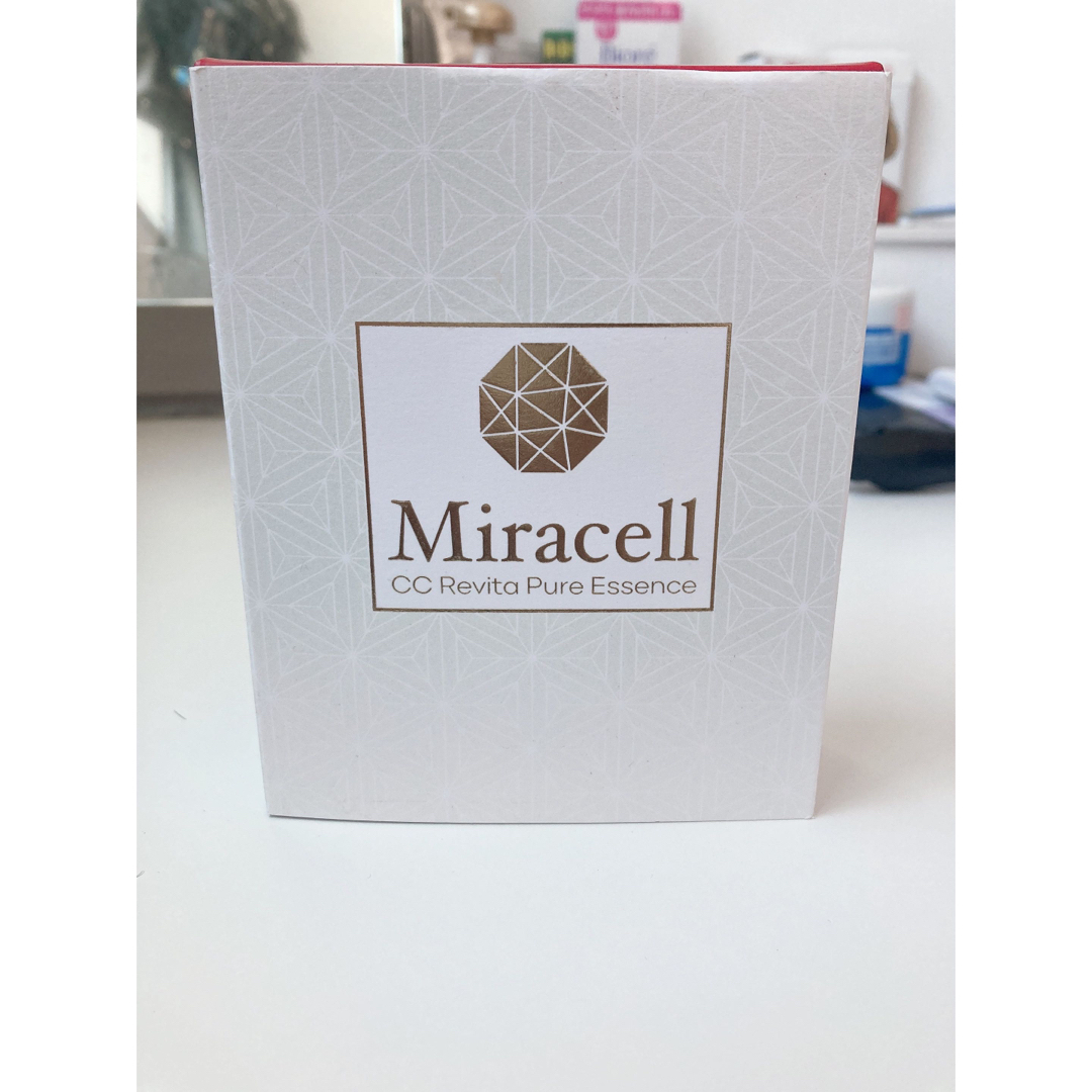 Miracell ミラセル 美容液 ヒト幹細胞美容液の通販 by D's shop|ラクマ Miracell ミラセル 美容液 ヒト幹細胞美容液の通販 by D's shop|ラクマ