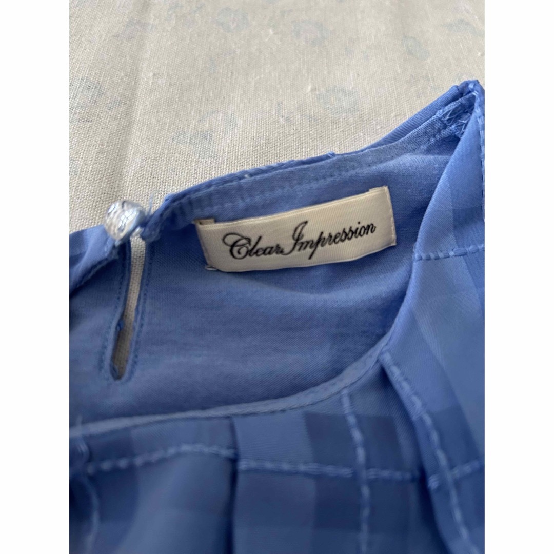 CLEAR IMPRESSION(クリアインプレッション)のCLEAR IMPRESSION クリアインプレッション　半袖ブラウス(水色) レディースのトップス(シャツ/ブラウス(半袖/袖なし))の商品写真