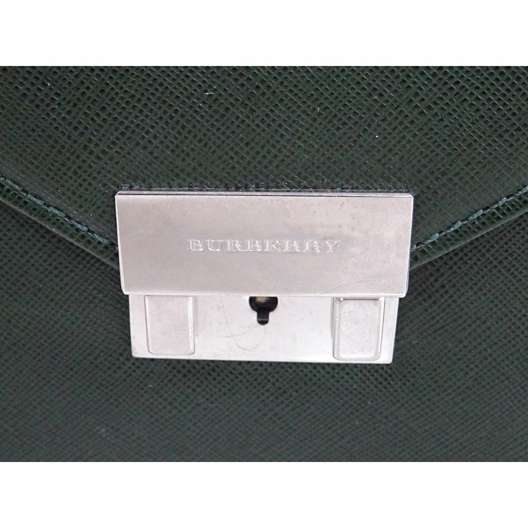 BURBERRY(バーバリー)のK高002/ バーバリー  セカンド クラッチバッグ レザー 緑系 メンズのバッグ(セカンドバッグ/クラッチバッグ)の商品写真