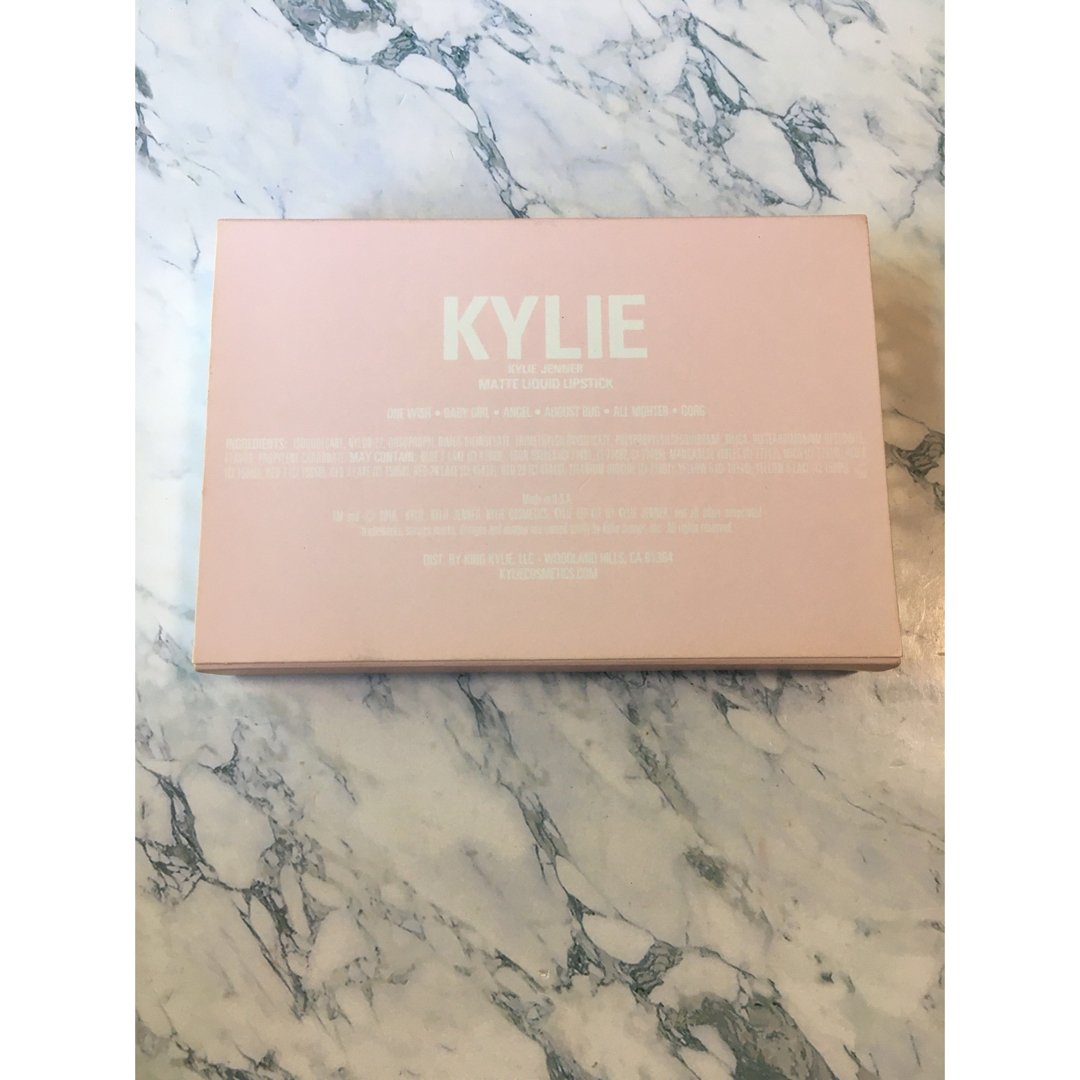 Kylie Cosmetics(カイリーコスメティックス)のKYLIE カイリー　MATTE LIQUID LIPSTICK コスメ/美容のベースメイク/化粧品(口紅)の商品写真