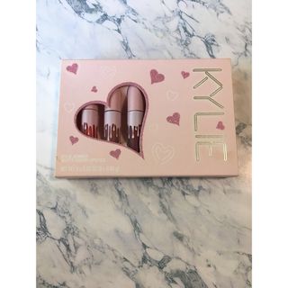 カイリーコスメティックス(Kylie Cosmetics)のKYLIE カイリー　MATTE LIQUID LIPSTICK(口紅)