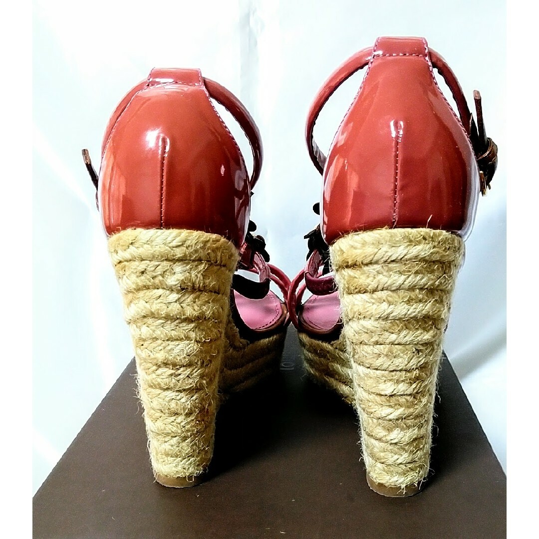 LOUIS VUITTON(ルイヴィトン)の【未使用!!】LOUIS VUITTONウェッジソールピンクサンダル23㎝正規品 レディースの靴/シューズ(サンダル)の商品写真