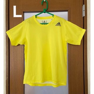 アディダス(adidas)のadidas  メンズ　Ｔシャツ  イエロー　Ｌ(Tシャツ/カットソー(半袖/袖なし))