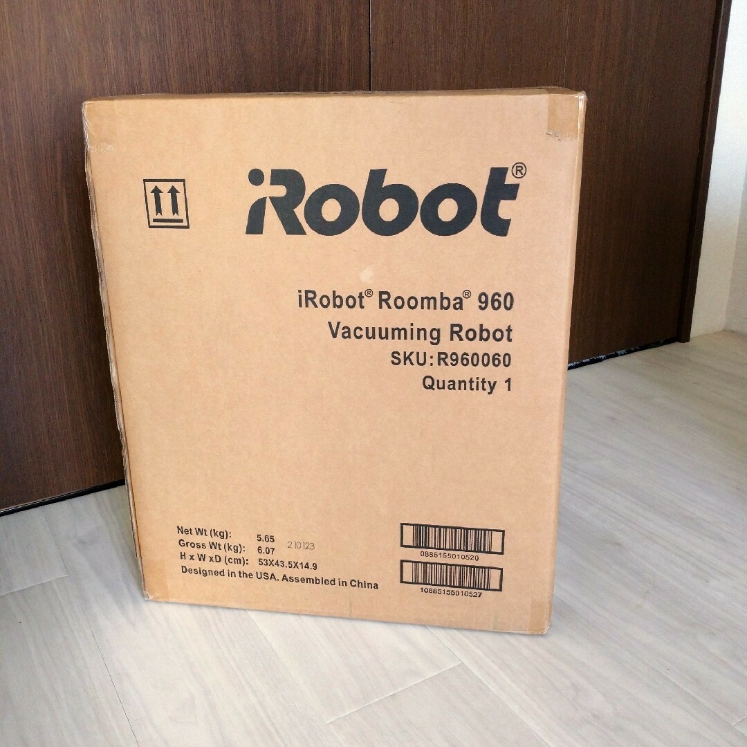 iRobot(アイロボット)のiRobot ルンバ 960 新品未使用品 スマホ/家電/カメラの生活家電(掃除機)の商品写真