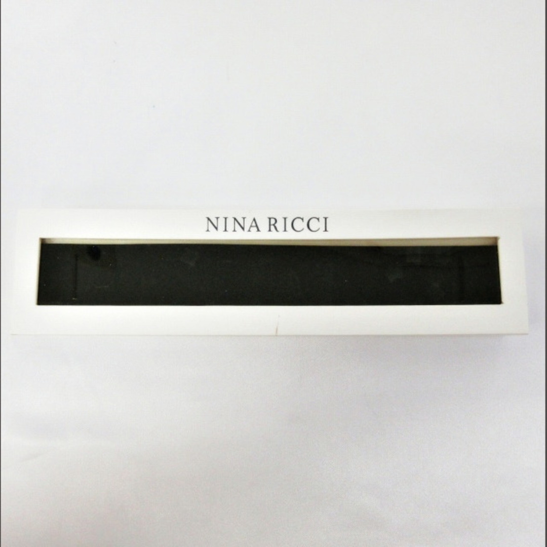 NINA RICCI(ニナリッチ)のニナリッチ キューブネックレス ペンダント ラインストーン シルバー レディースのアクセサリー(ネックレス)の商品写真