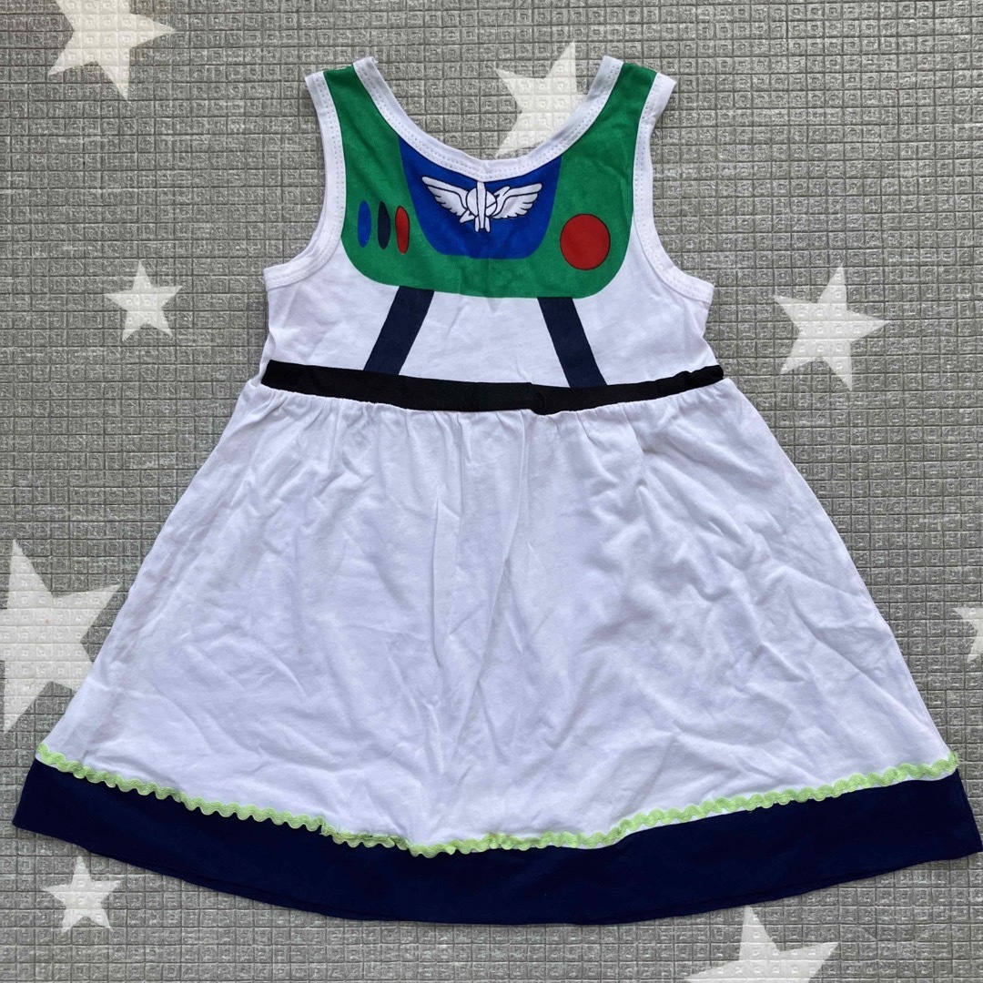 Disney(ディズニー)のトイストーリー　バズライトイヤー　ワンピース　90サイズ キッズ/ベビー/マタニティのキッズ服女の子用(90cm~)(ワンピース)の商品写真