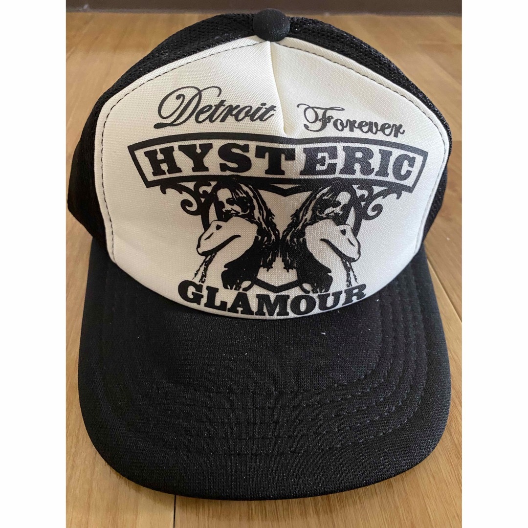 HYSTERIC GLAMOUR(ヒステリックグラマー)のコレクション放出 新品HYSヒステリックグラマー ダブルガールキャップ 帽子 白 メンズの帽子(キャップ)の商品写真